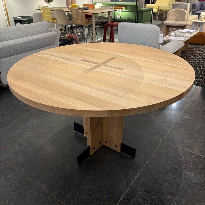 Pilat & Pilat Stien tafel