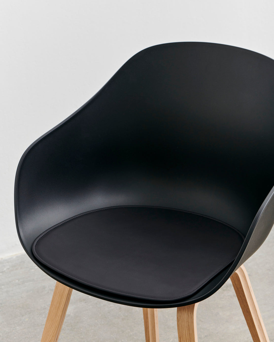 Hay About A Chair 222