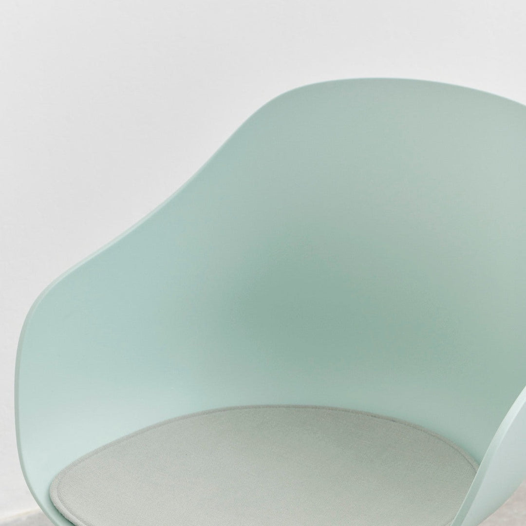 Hay About A Chair 220