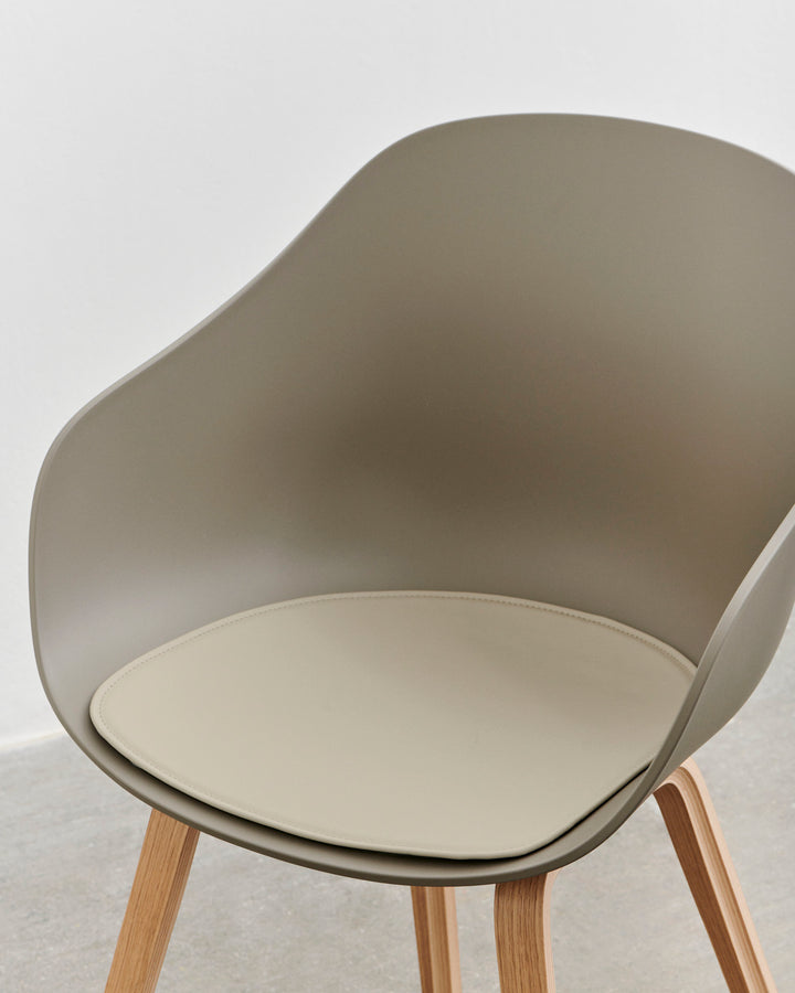 Hay About A Chair 222