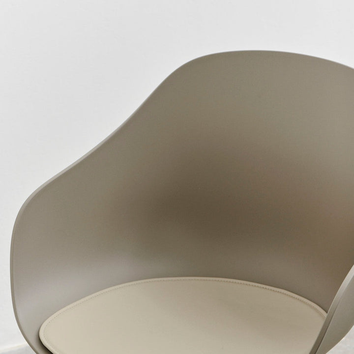 Hay About A Chair 220