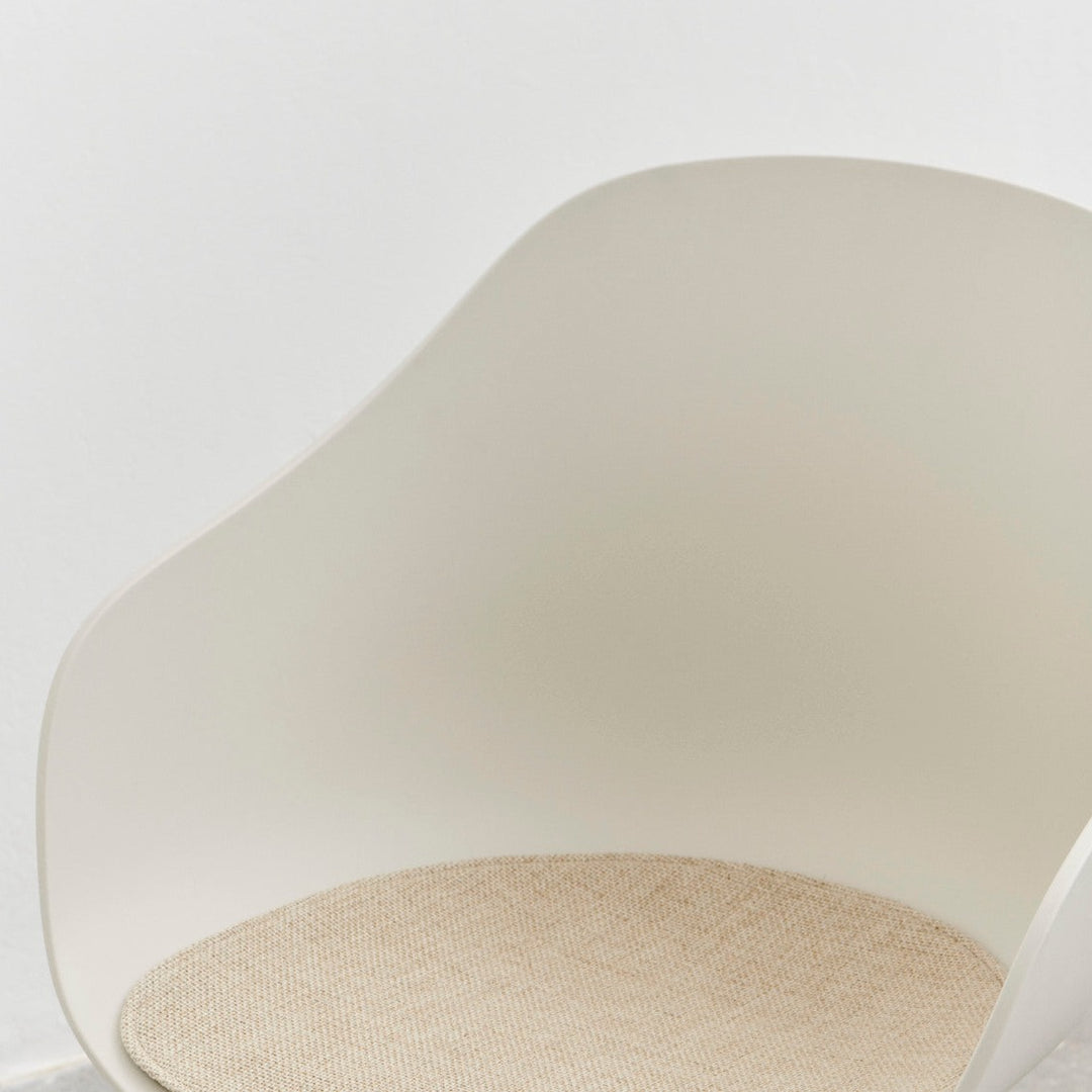 Hay About A Chair 220