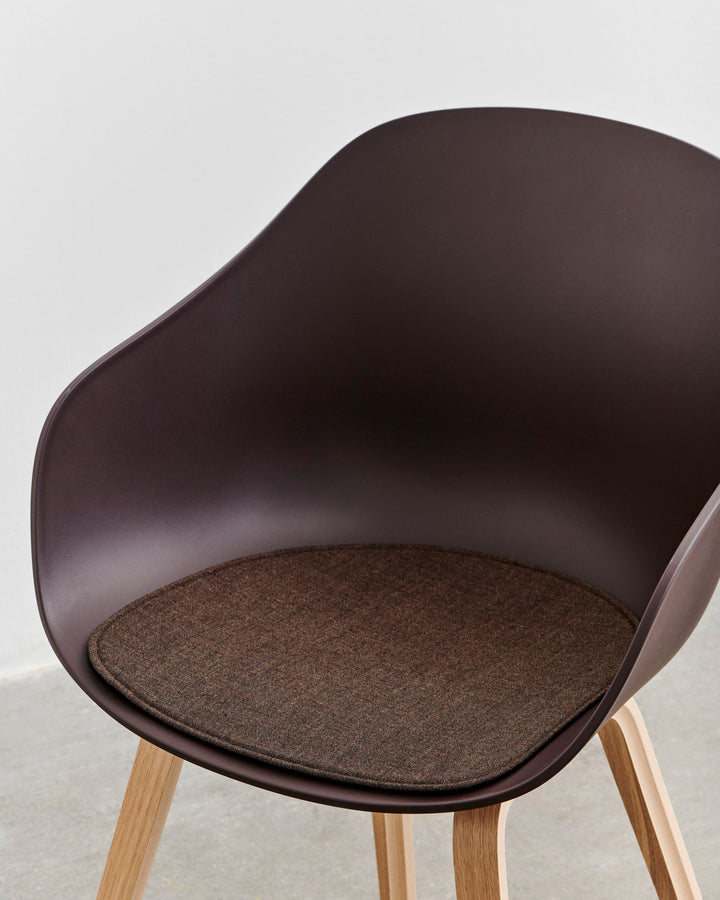 Hay About A Chair 222