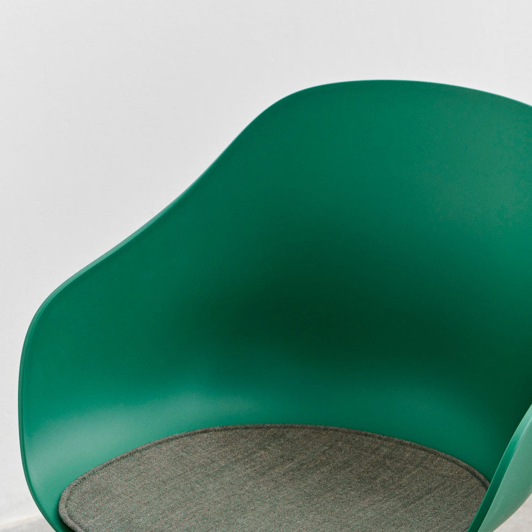 Hay About A Chair 220