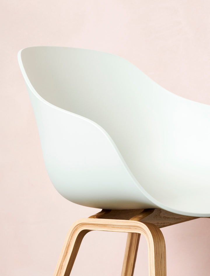 Hay About A Chair 222