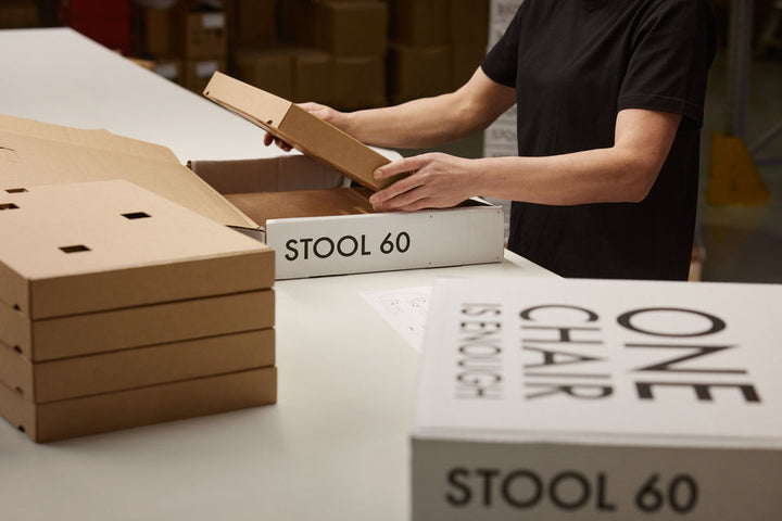 Artek Stool 60 gestoffeerd