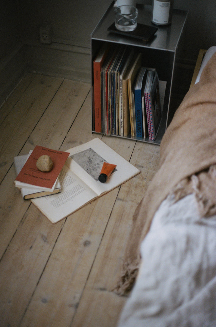 FRAMA Rivet Box Table