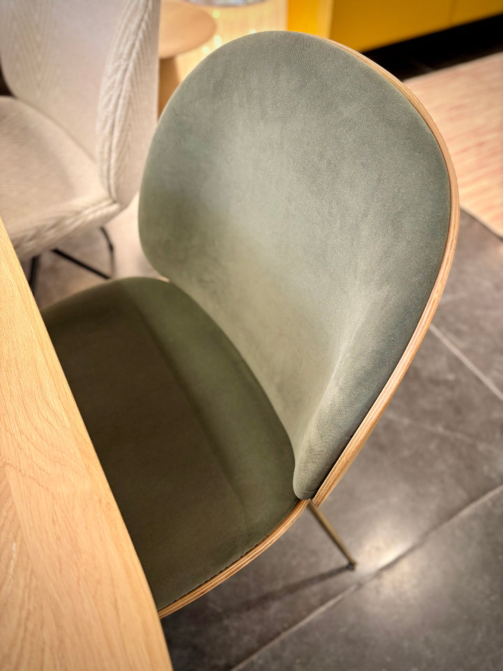 Gubi Beetle Dining Oak Veneer