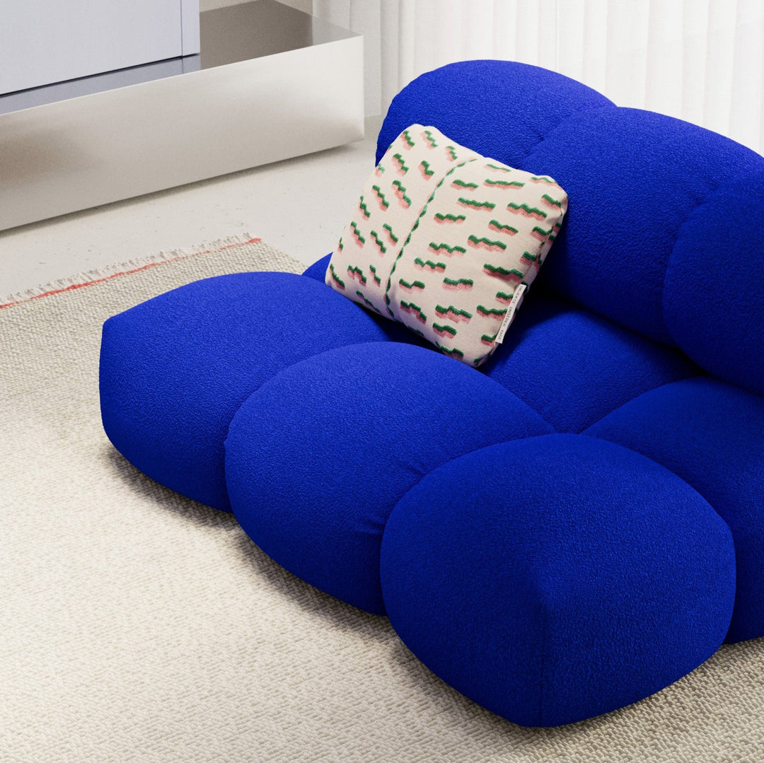 OUT Sander Sofa Loveseat