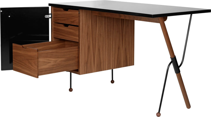 Gubi 62 Desk