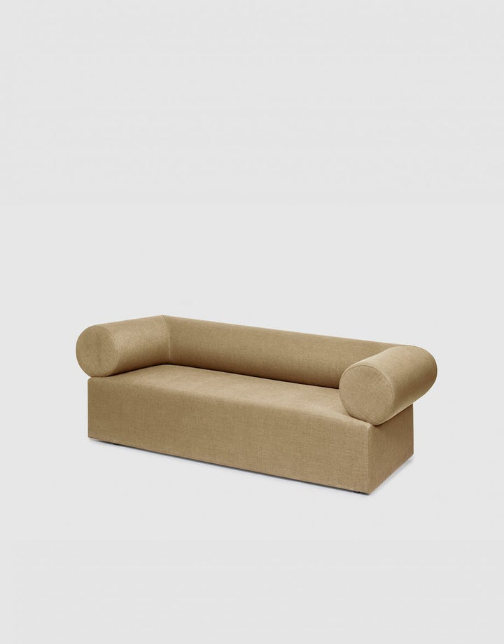 Puik Chester Couch