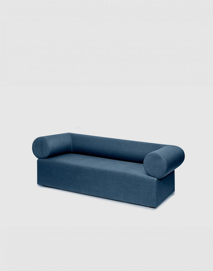 Puik Chester Couch