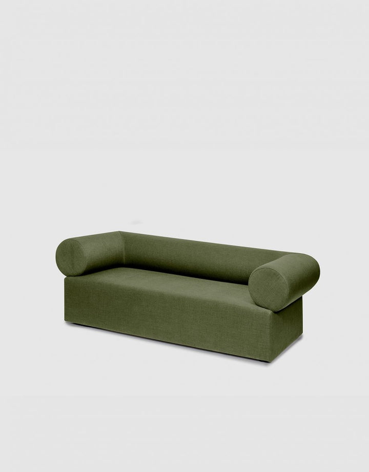 Puik Chester Couch