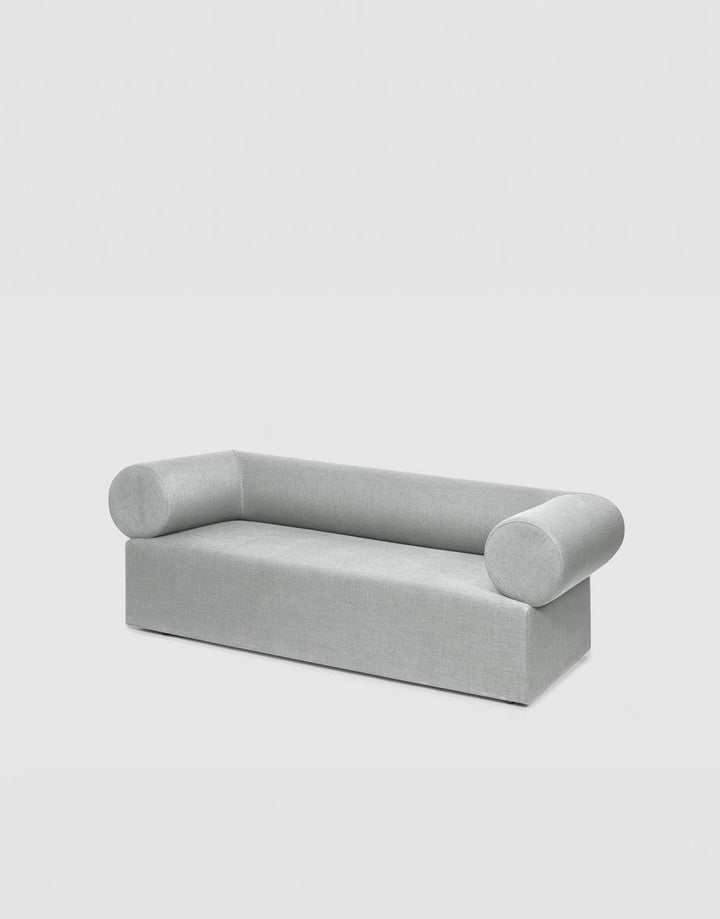 Puik Chester Couch
