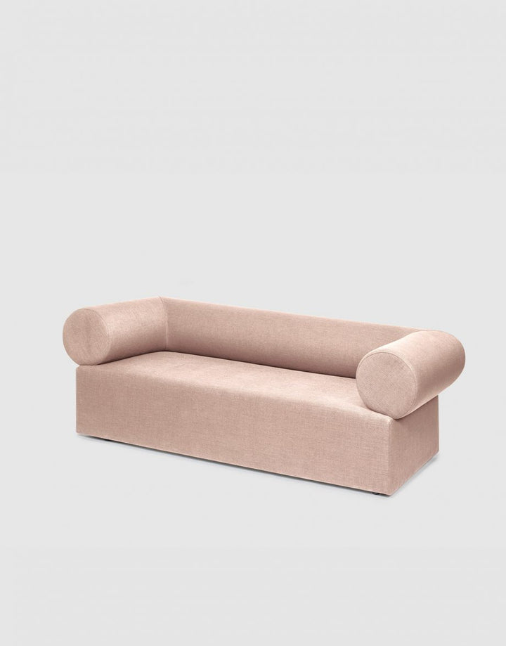 Puik Chester Couch