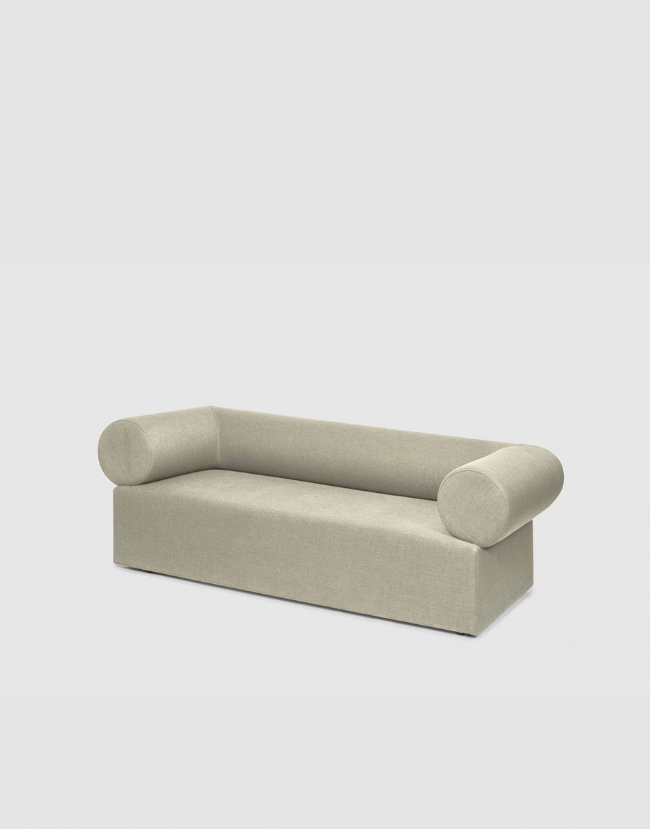Puik Chester Couch