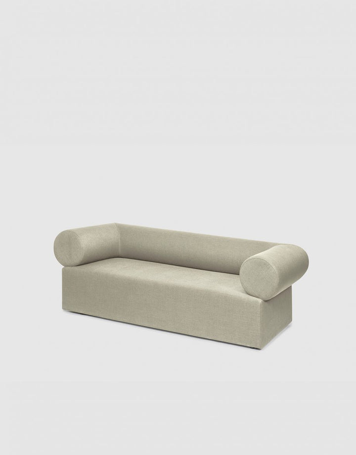 Puik Chester Couch