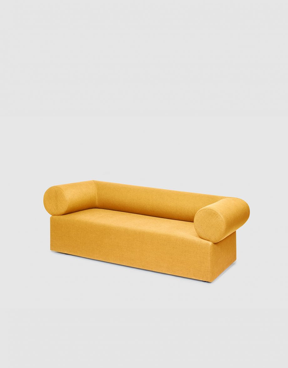 Puik Chester Couch