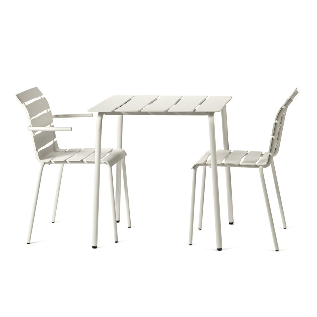 Valerie Objects Aligned S Eettafel