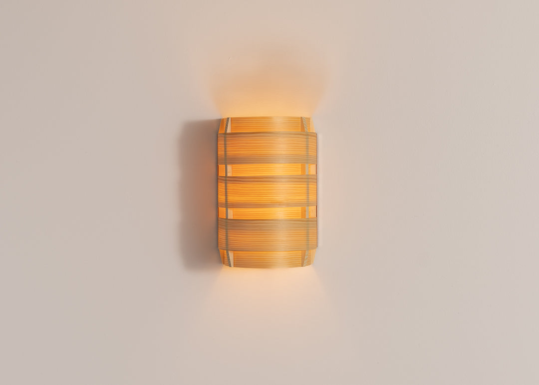 Vaarnii 1004 Hans Wall Lamp