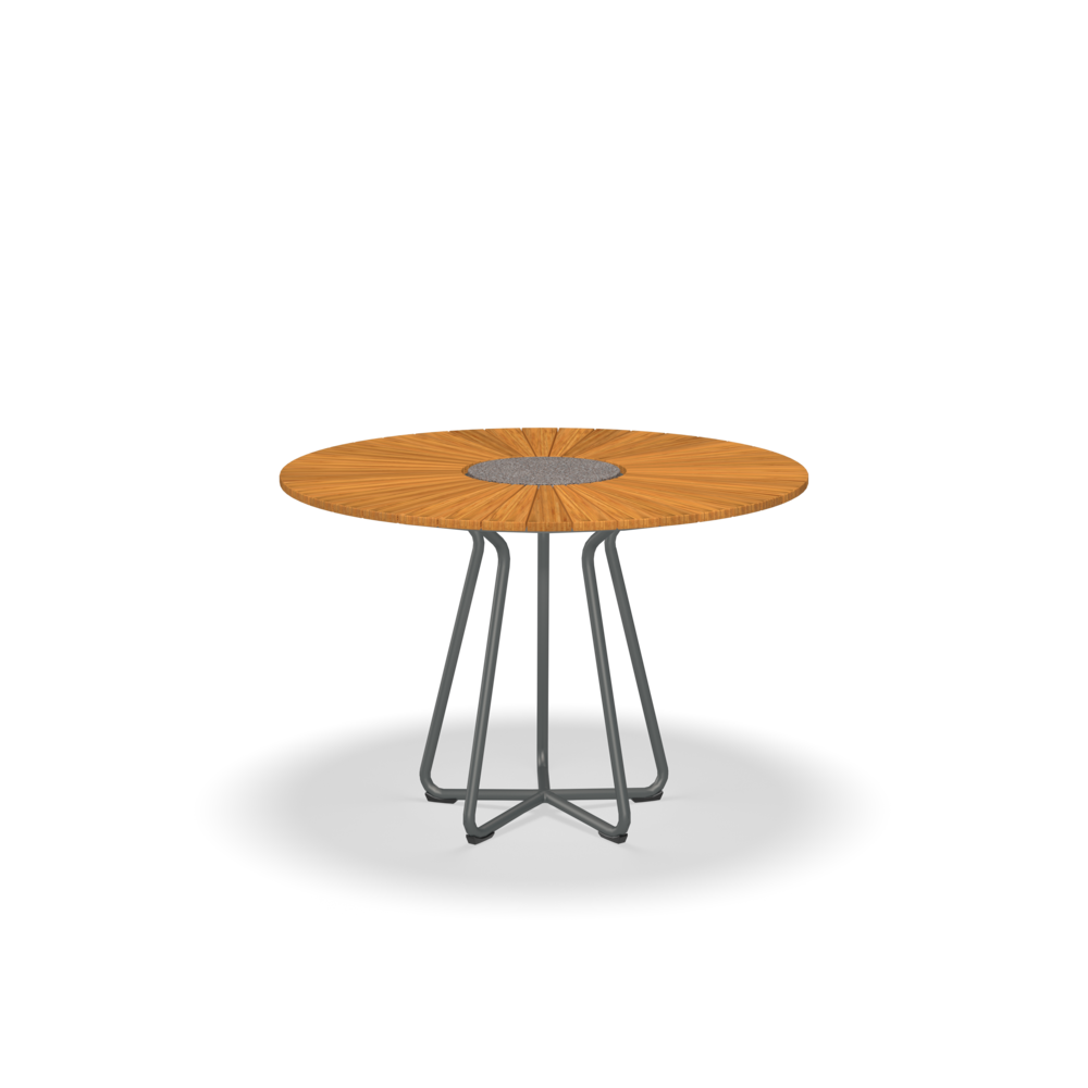 Houe Circle Table