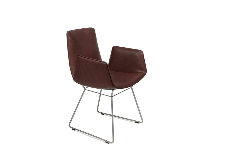 Freifrau Amelie Armchair High