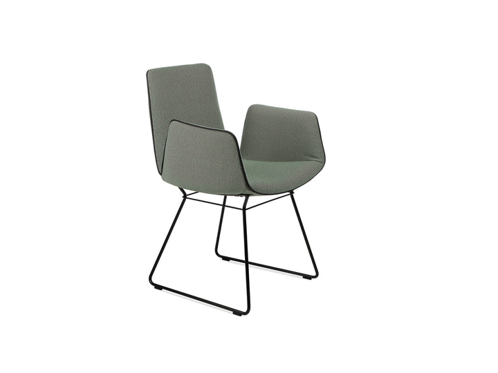 Freifrau Amelie Armchair High