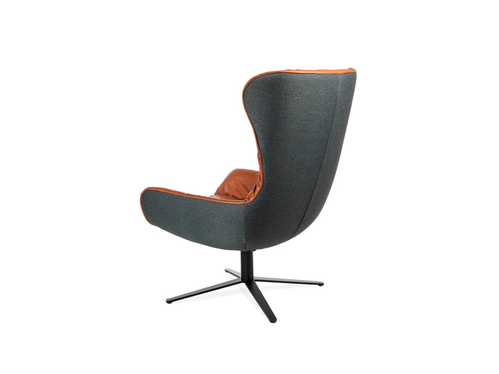 Freifrau Leya Wingback