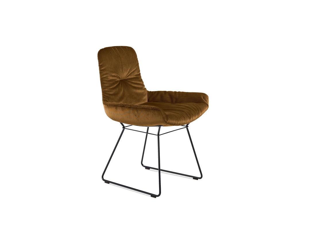 Freifrau Leya Armchair Low
