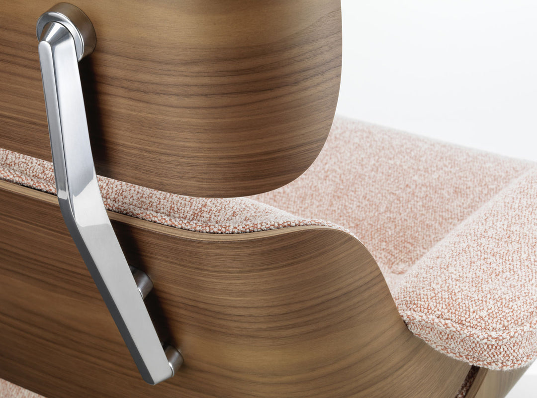 Vitra Eames Lounge Chair & Ottoman
