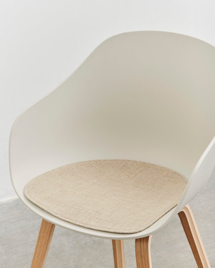 Hay About A Chair 222