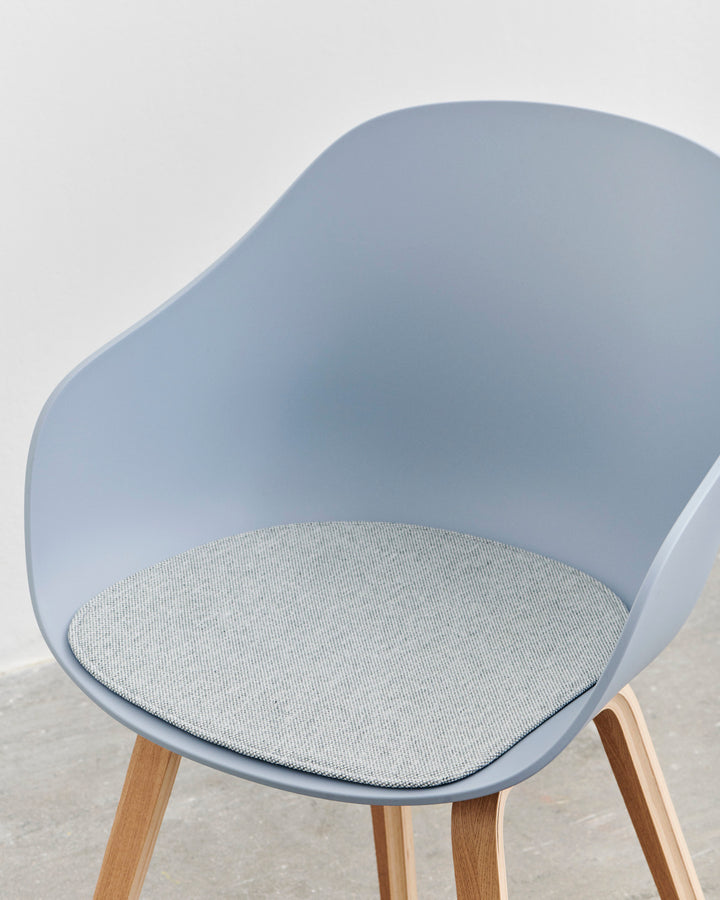 Hay About A Chair 222