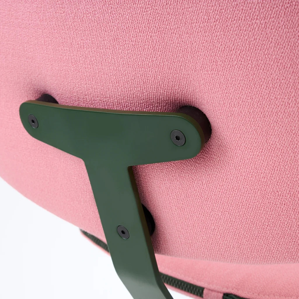 Raawii Arba Lounge Chair