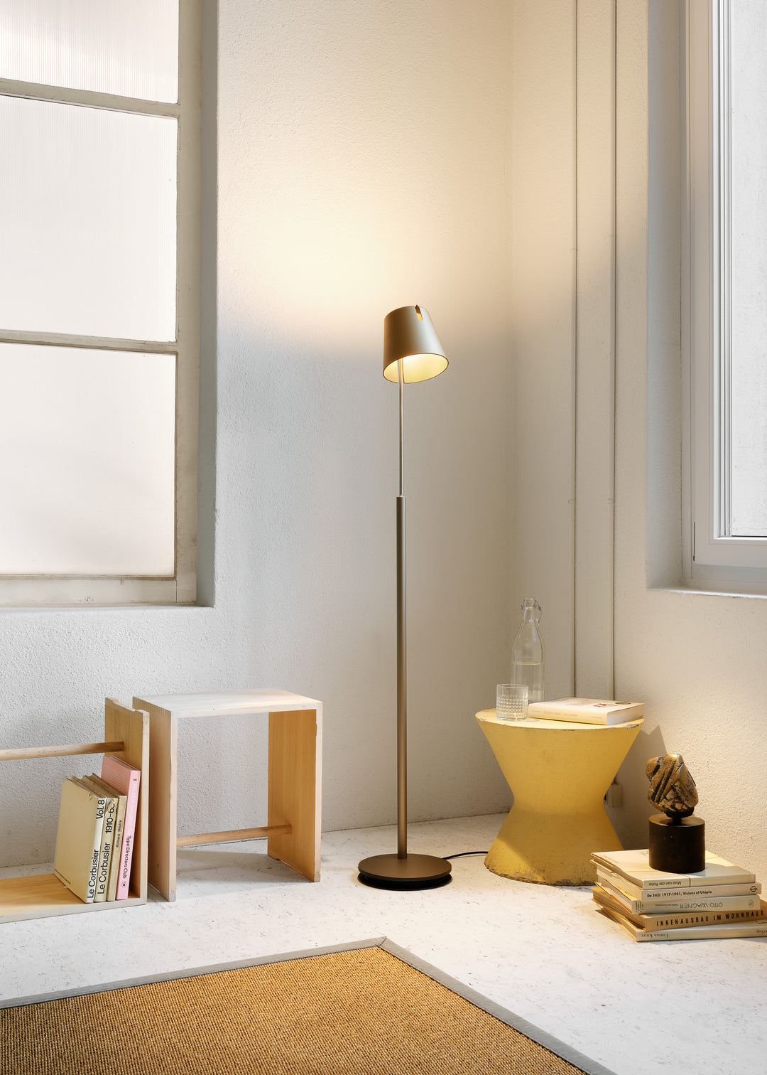 Baltensweiler FEZ vloerlamp