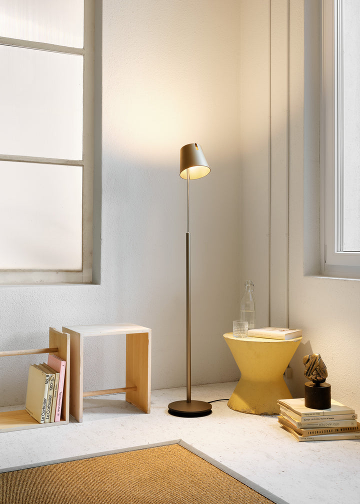 Baltensweiler FEZ vloerlamp