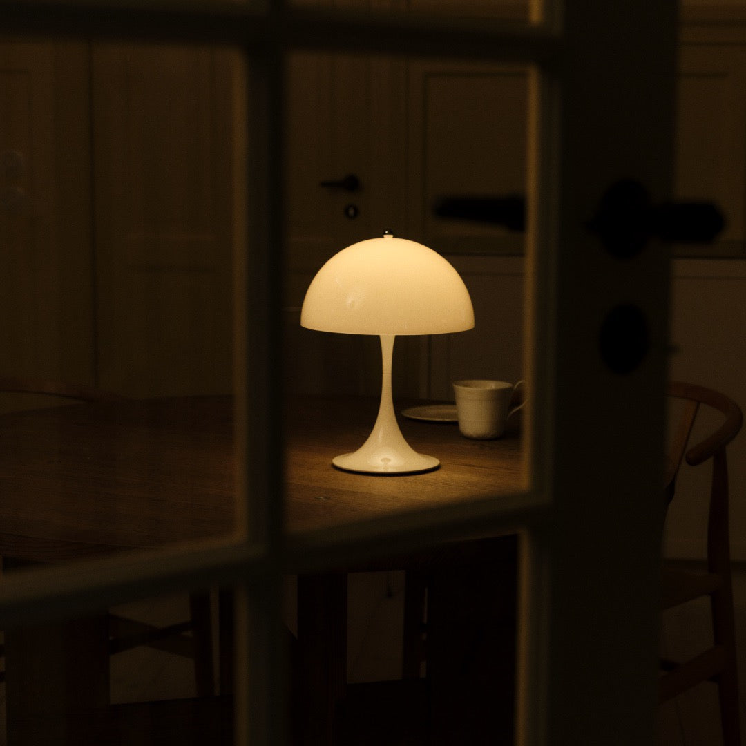 Louis Poulsen Panthella Portable Ø25cm