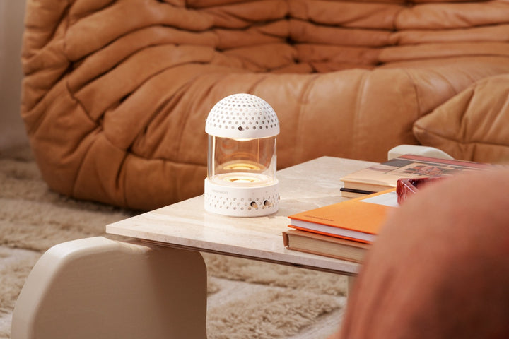 Transparent Light Speaker
