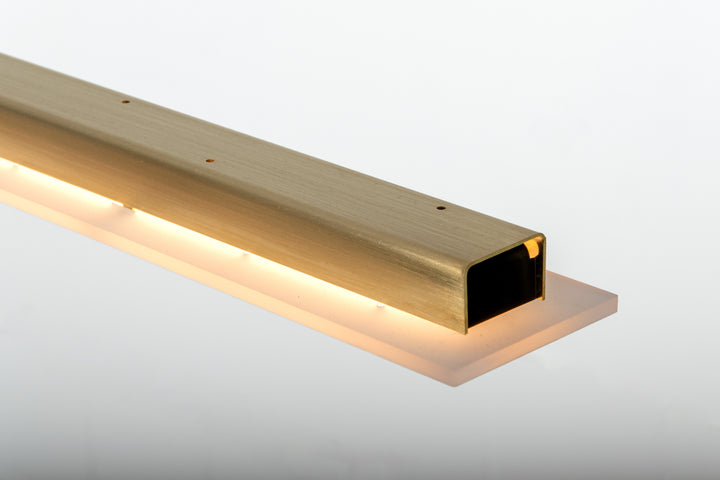 ARRAY Level Light Brass edition