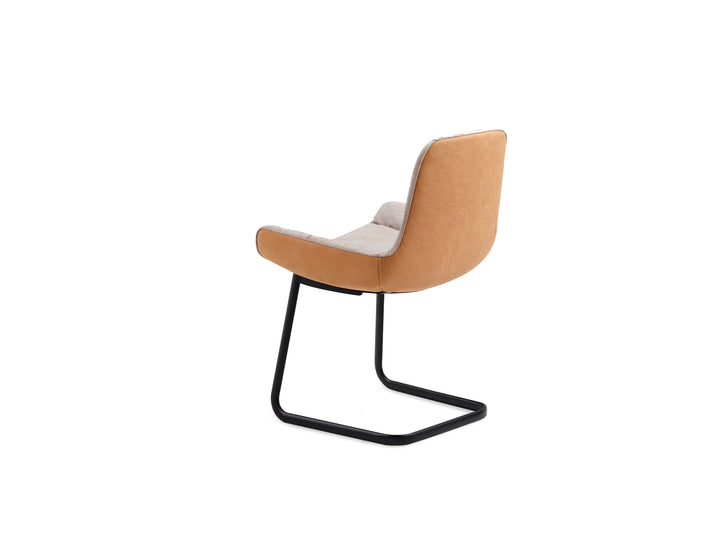 Freifrau Leya Armchair Low
