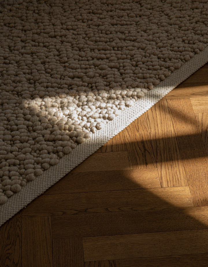 Audo Gravel Rug