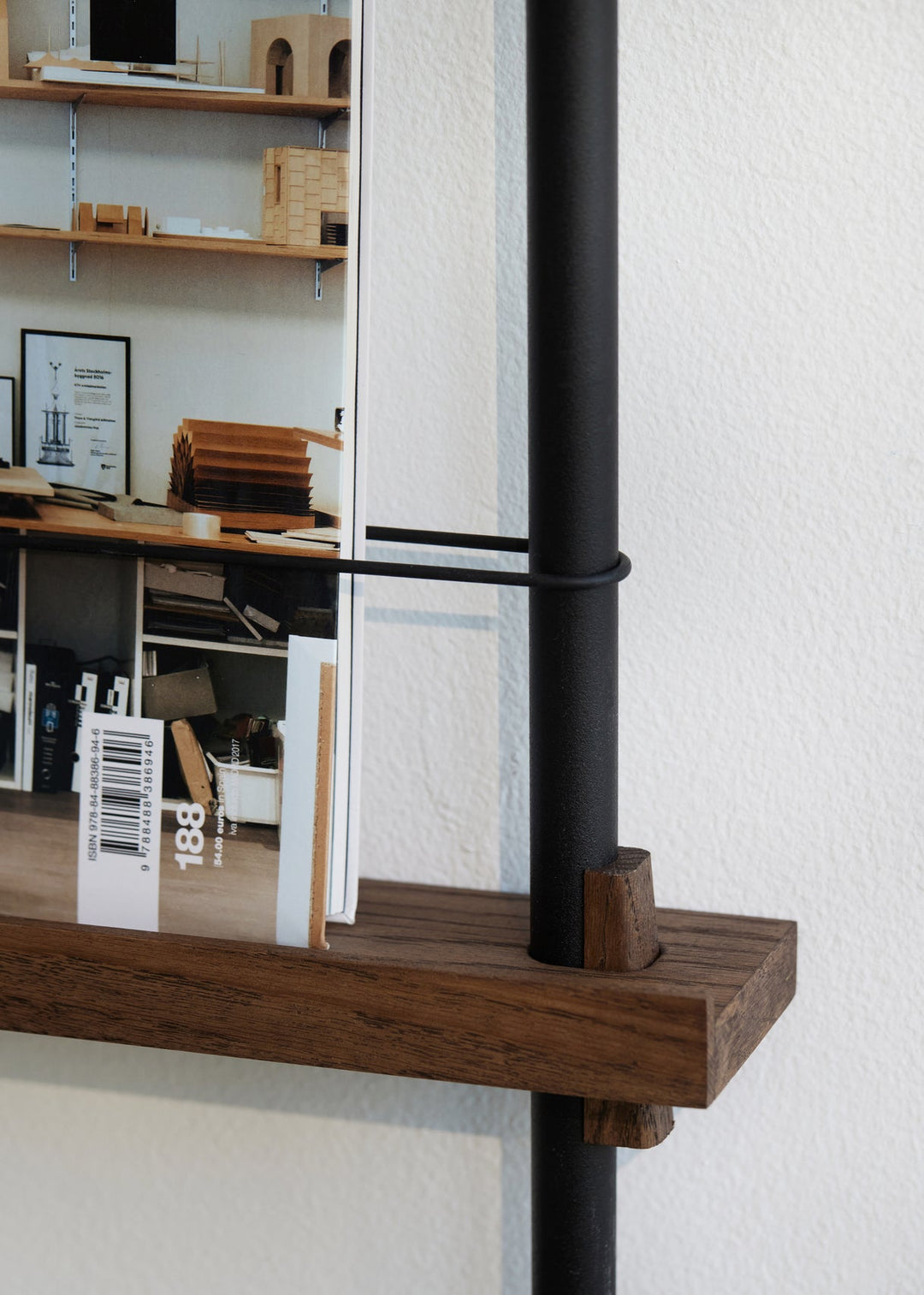 Moebe Magazine Shelving MS.115.2