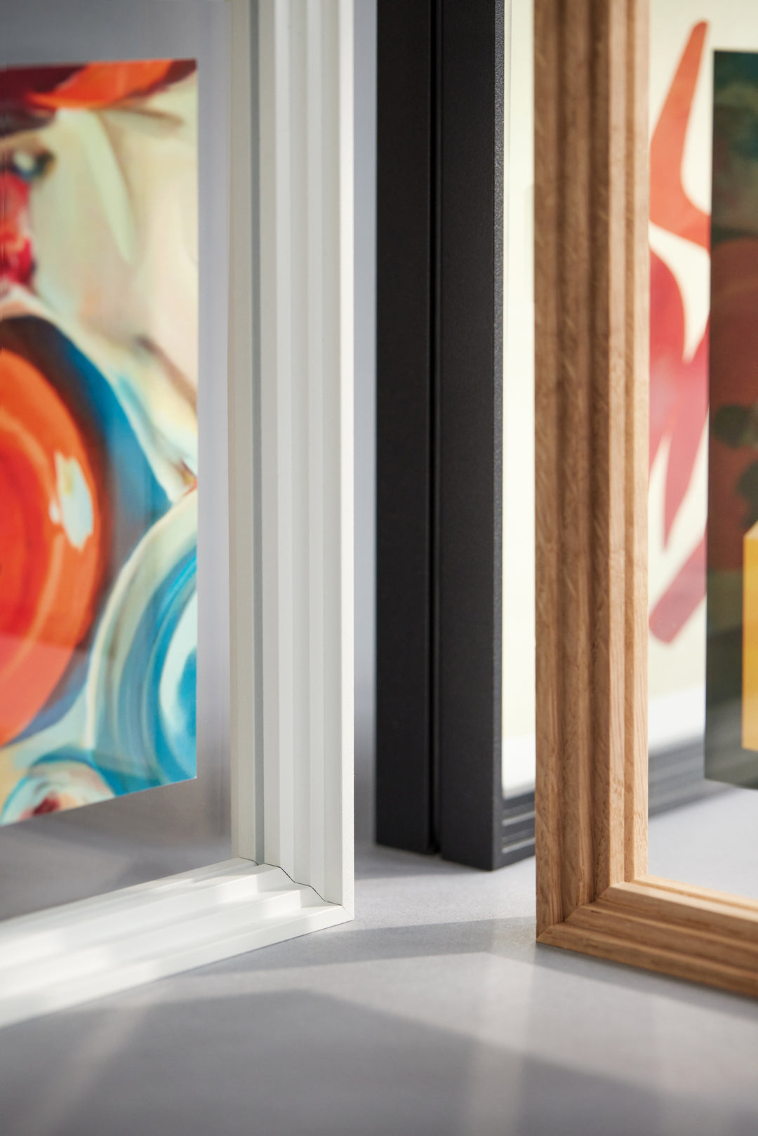 Moebe Standing Frames