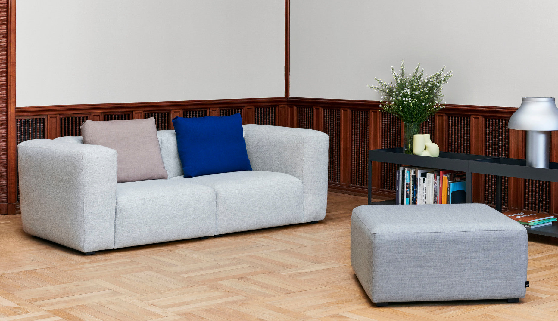 HAY MAGS SOFT 布張り ライトブルー Hay Mags Soft Sofa High Armrests – De Klare Lijn