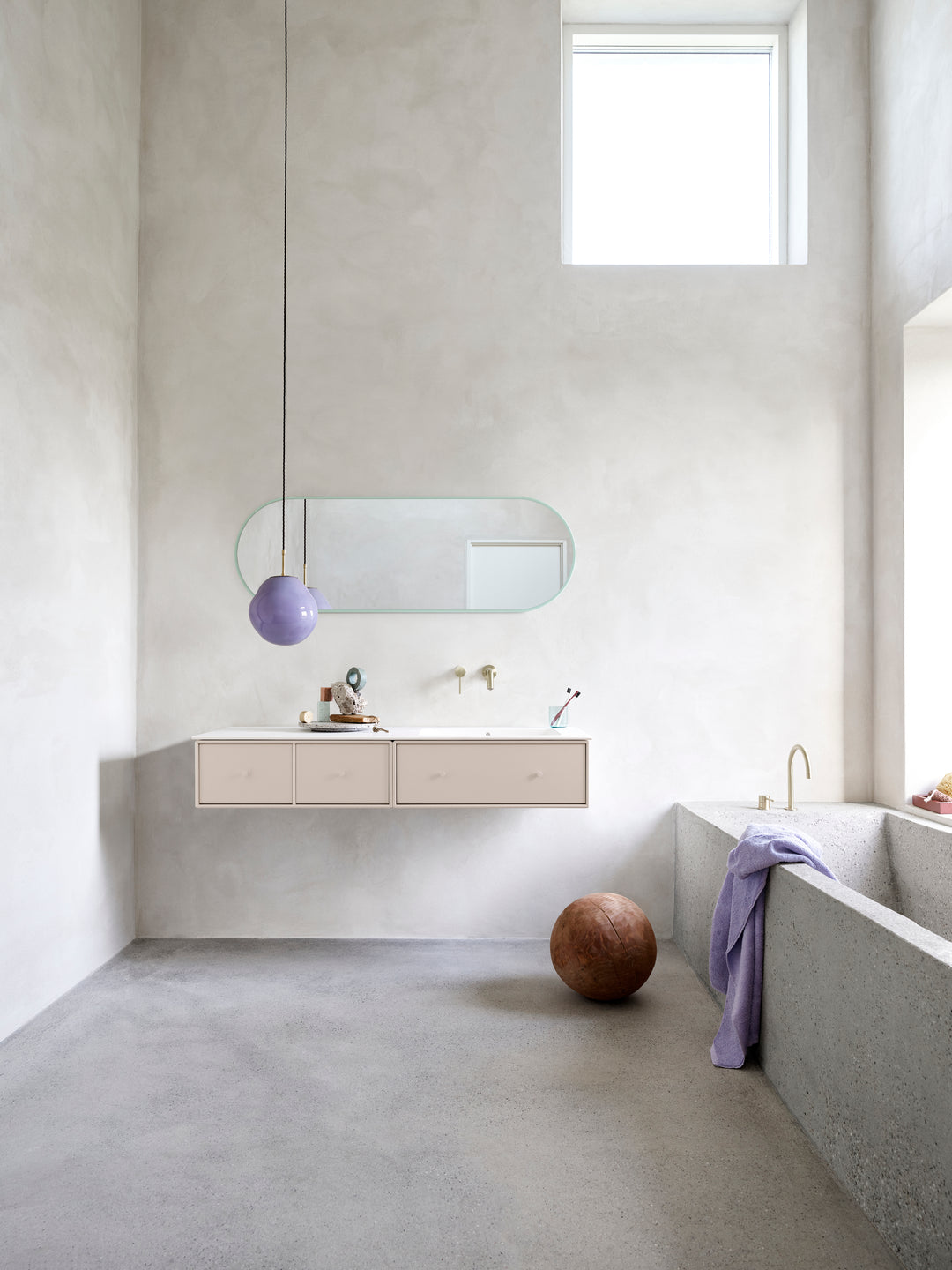 Montana Colour Frame Mirror FIGURE