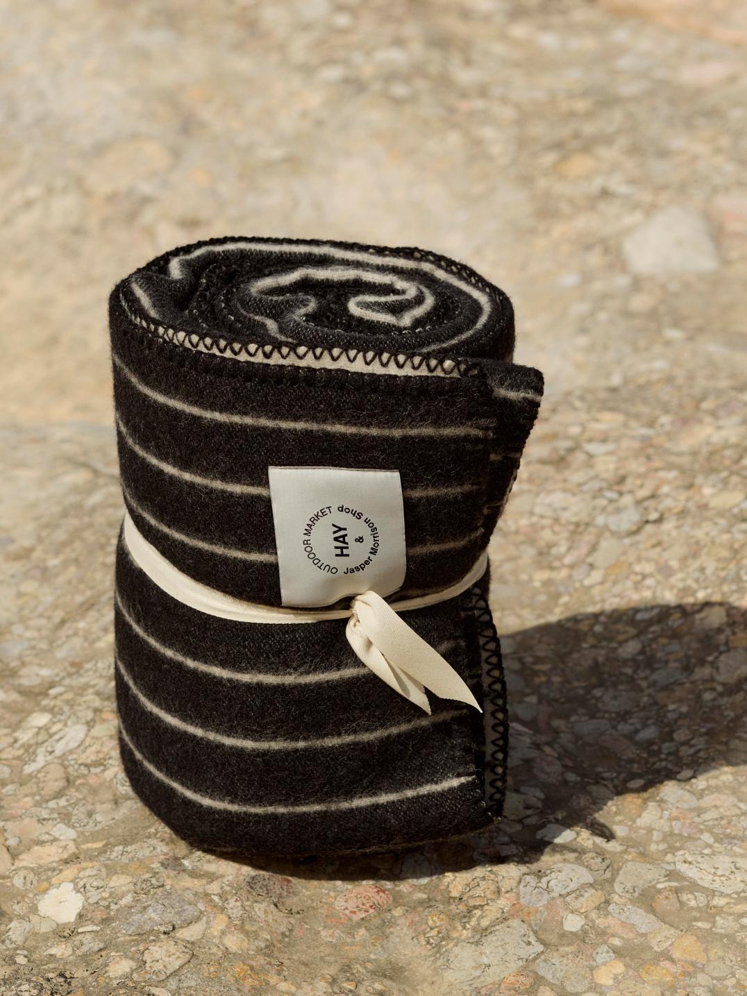 HAY Outdoor Market Throw