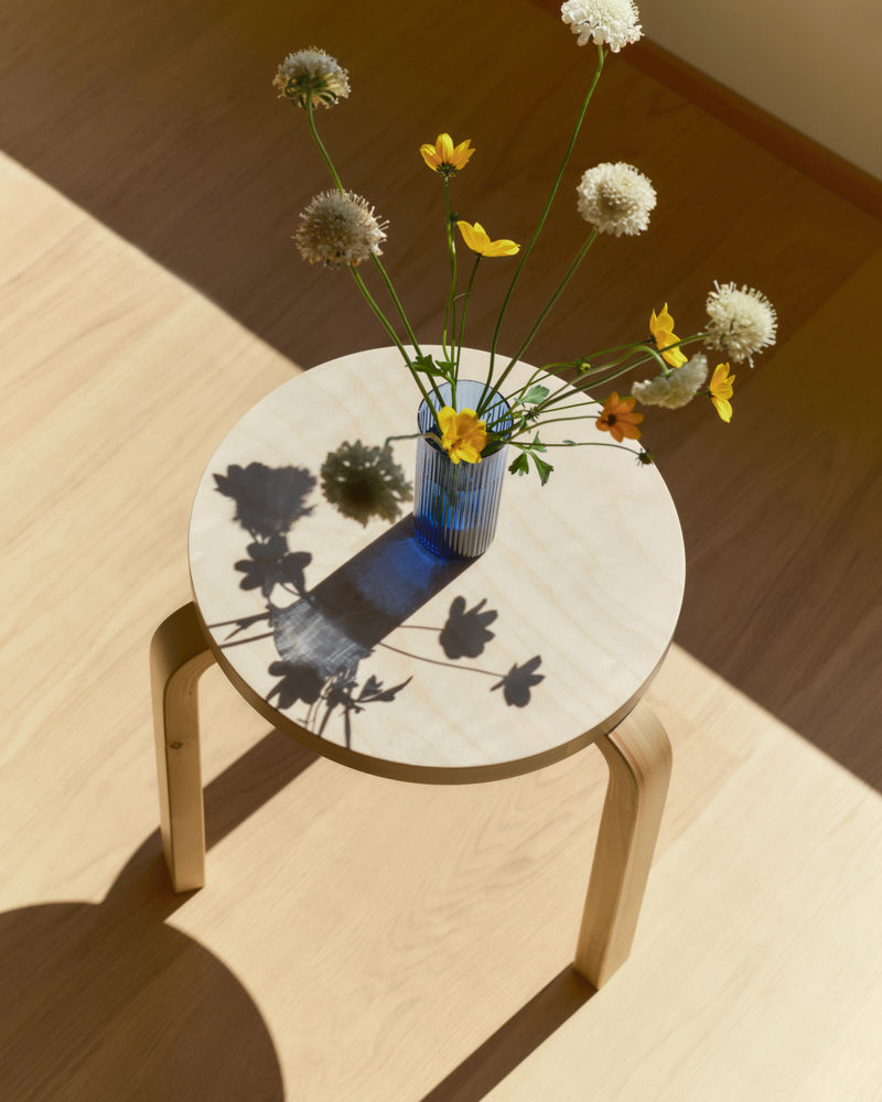 Artek Stool 60 gestoffeerd