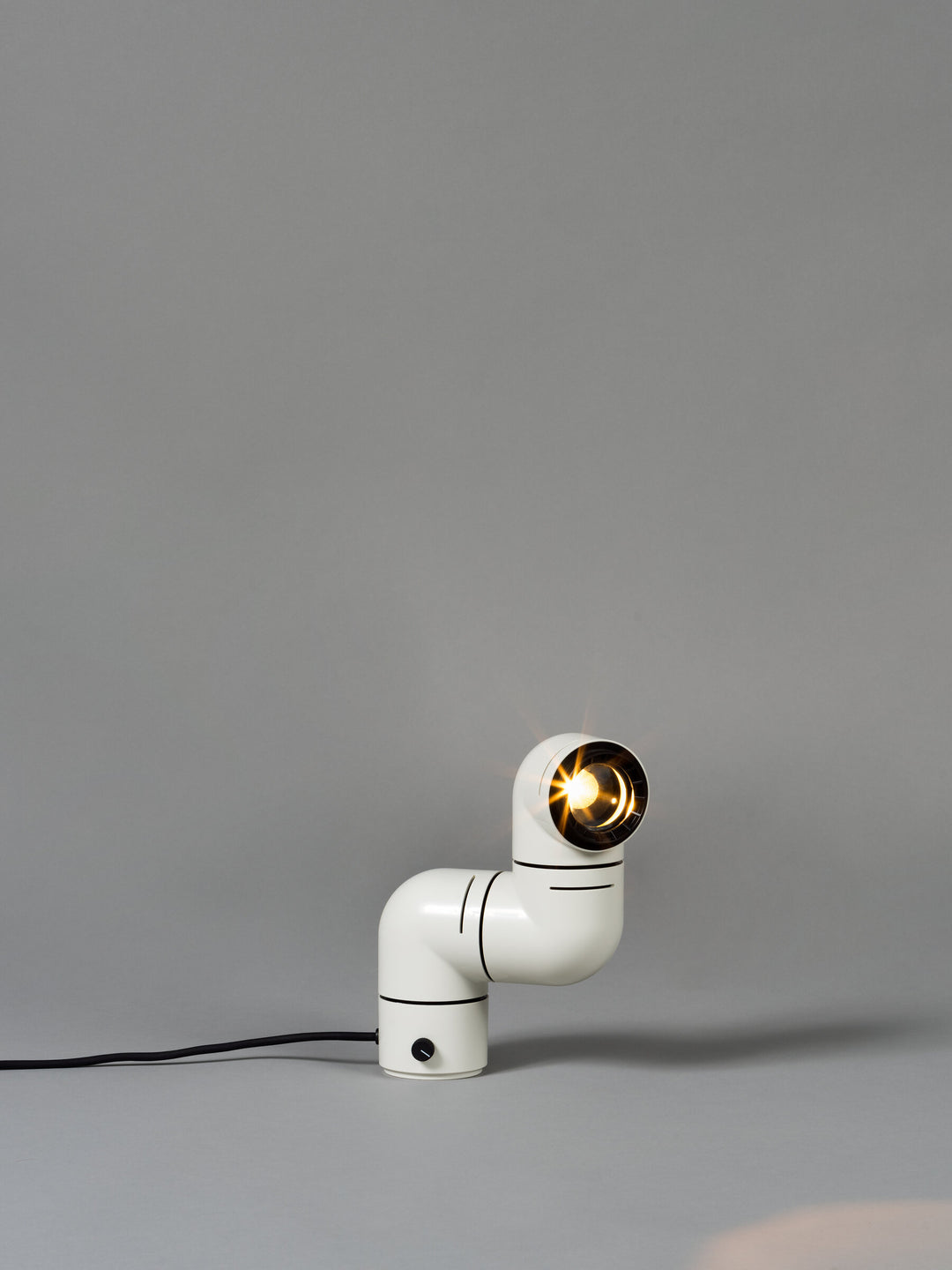 Santa & Cole Tatu Tafel-/Wandlamp
