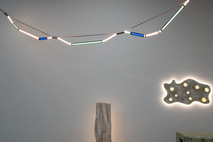 ARRAY Tube Light