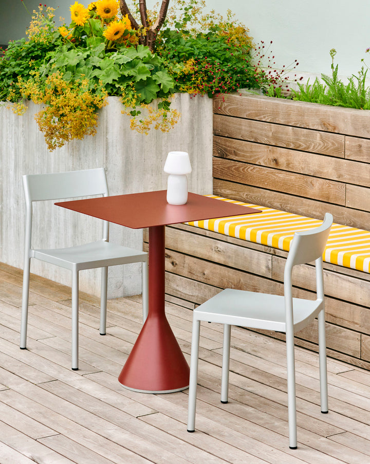 Hay Palissade Cone Tafel