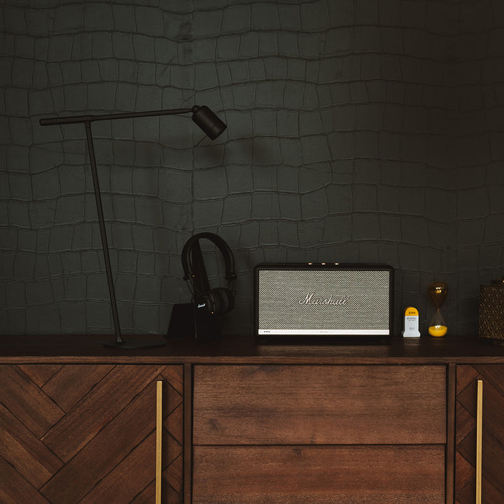 Tonone One - Spot + Desk